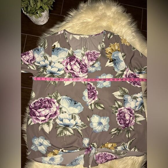 Oddy lavender grey 3/4 floral front tie blouse sz 1XL - Picture 5 of 6